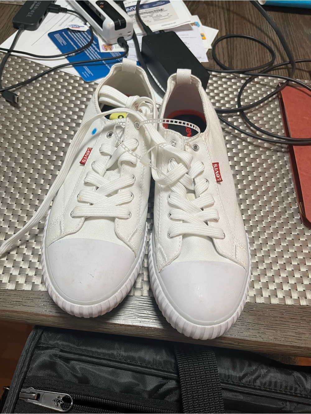 White Low-Top Canvas Sneakers - Casual unisex Shoes size 9 women